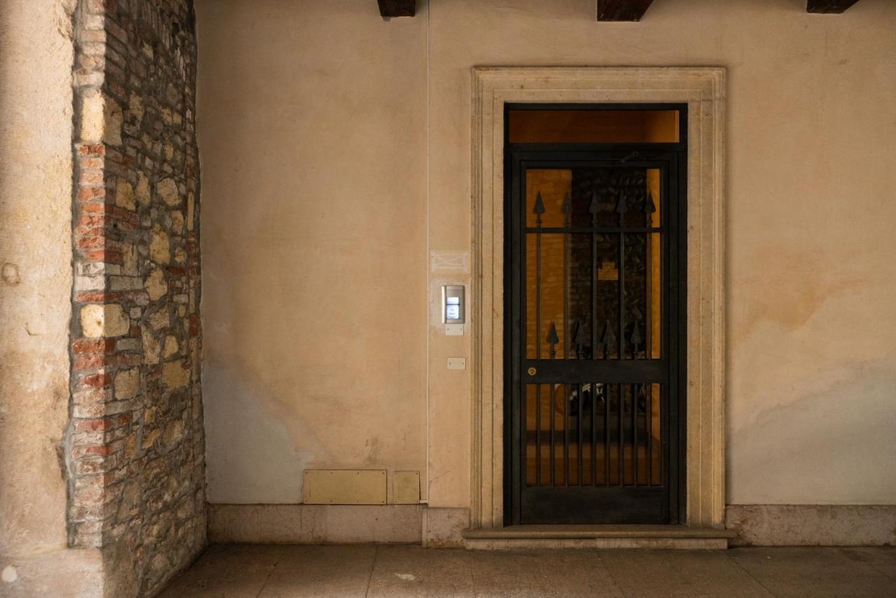 Domus Verona - Magnifiche Residenze San Fermo المظهر الخارجي الصورة